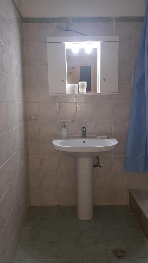 Central Apartments Eretria 外观 照片
