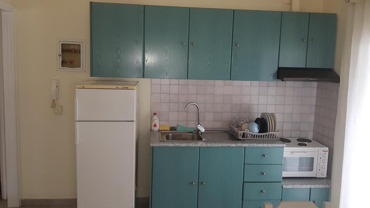 Central Apartments Eretria 外观 照片