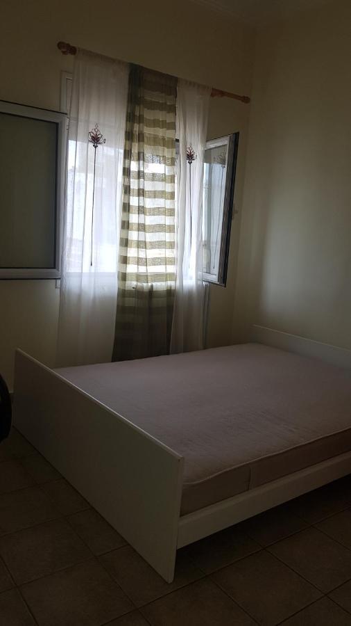 Central Apartments Eretria 外观 照片