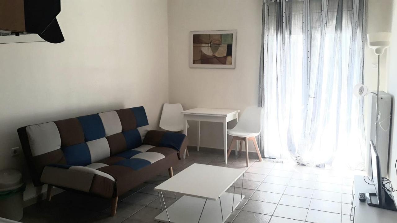 Central Apartments Eretria 外观 照片