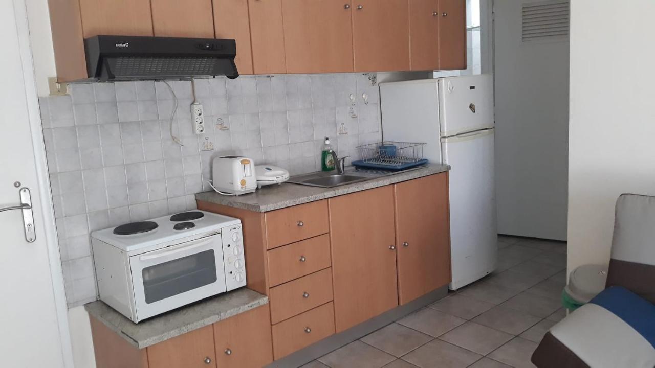 Central Apartments Eretria 外观 照片