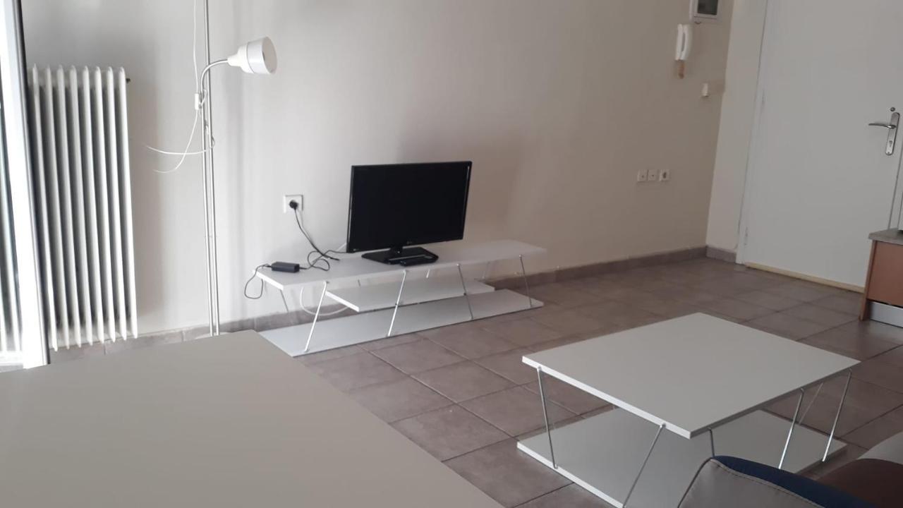 Central Apartments Eretria 外观 照片