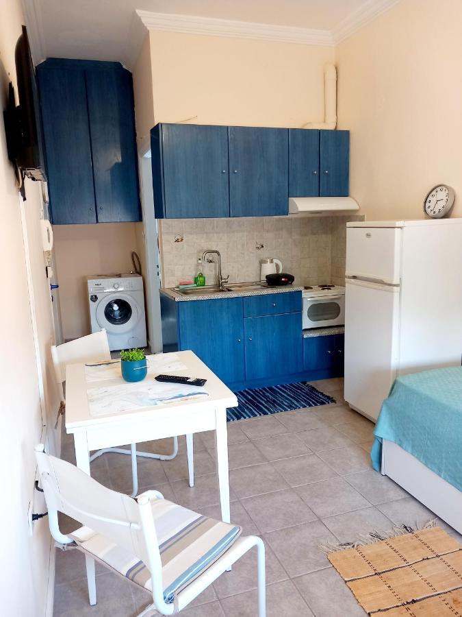 Central Apartments Eretria 外观 照片