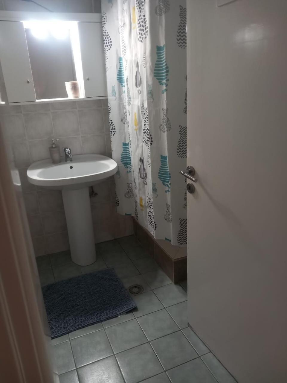 Central Apartments Eretria 外观 照片