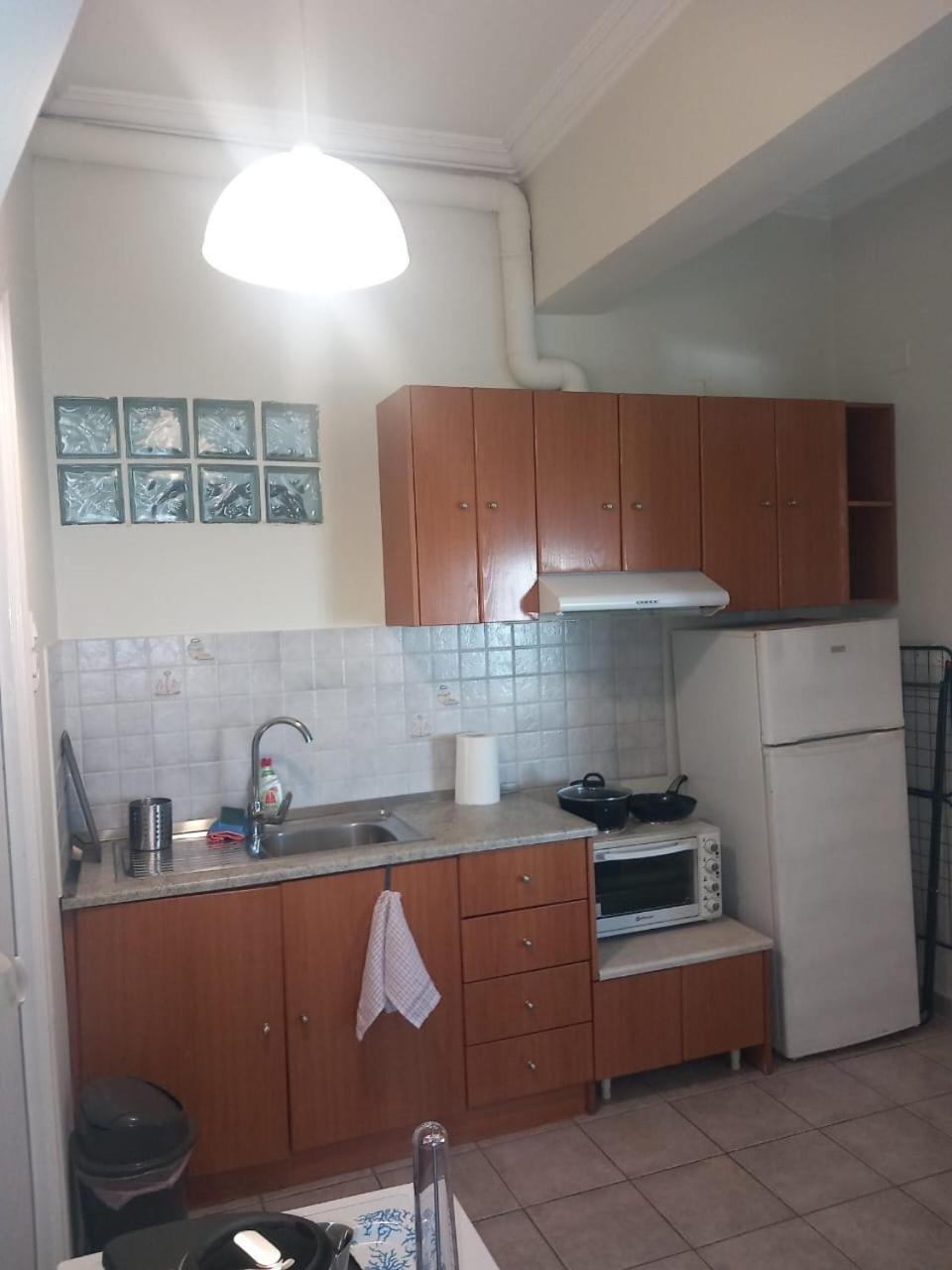 Central Apartments Eretria 外观 照片